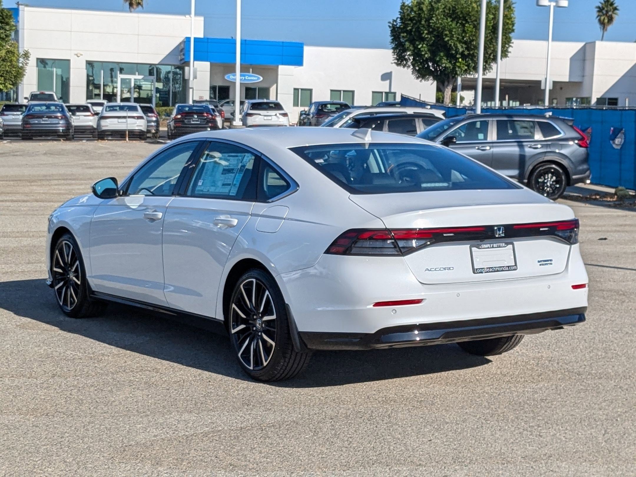2025 Honda Accord Hybrid Touring photo 5