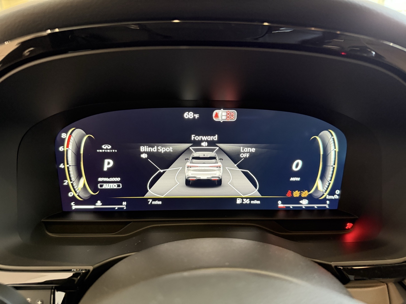 2026 Infiniti QX60 Luxe photo 16