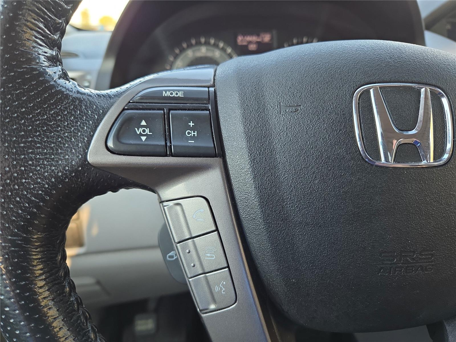 2015 Honda Odyssey EX-L photo 13