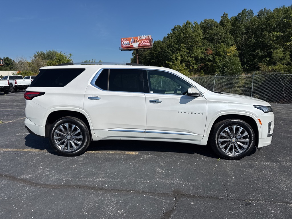 2023 Chevrolet Traverse Premier photo 5