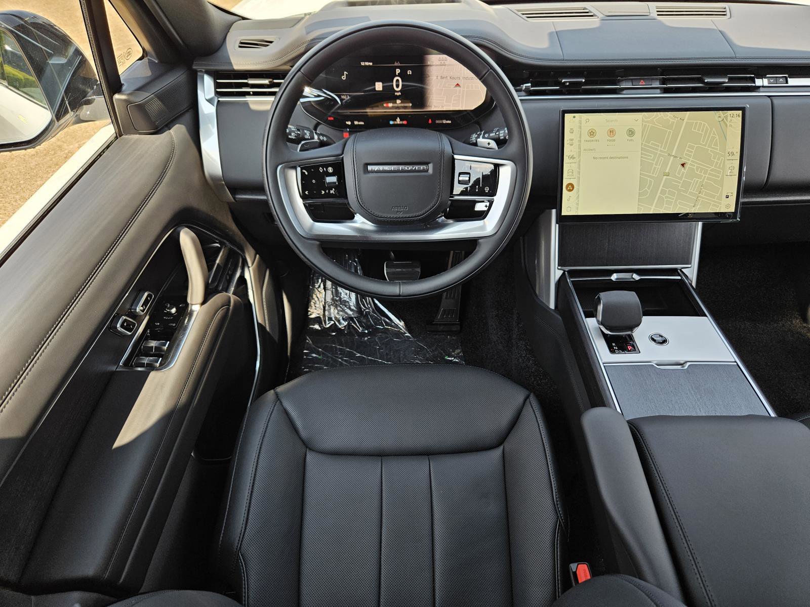 2025 Land Rover Range Rover SE photo 25