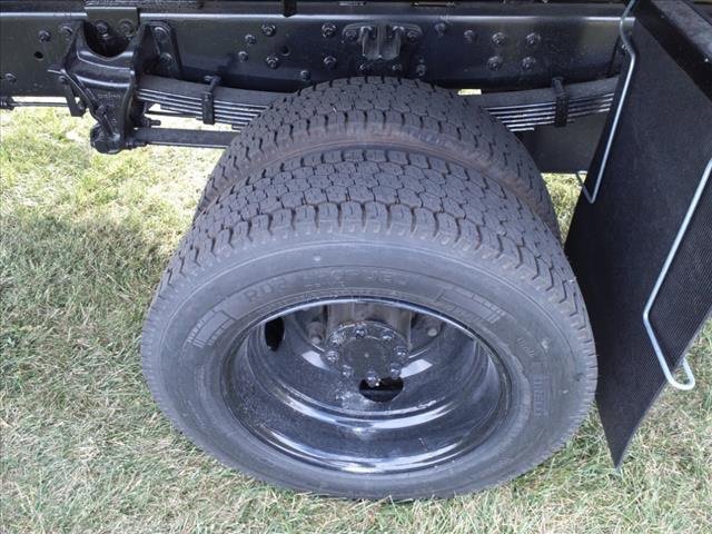 2024 Chevrolet Silverado 5500HD Work Truck photo 4