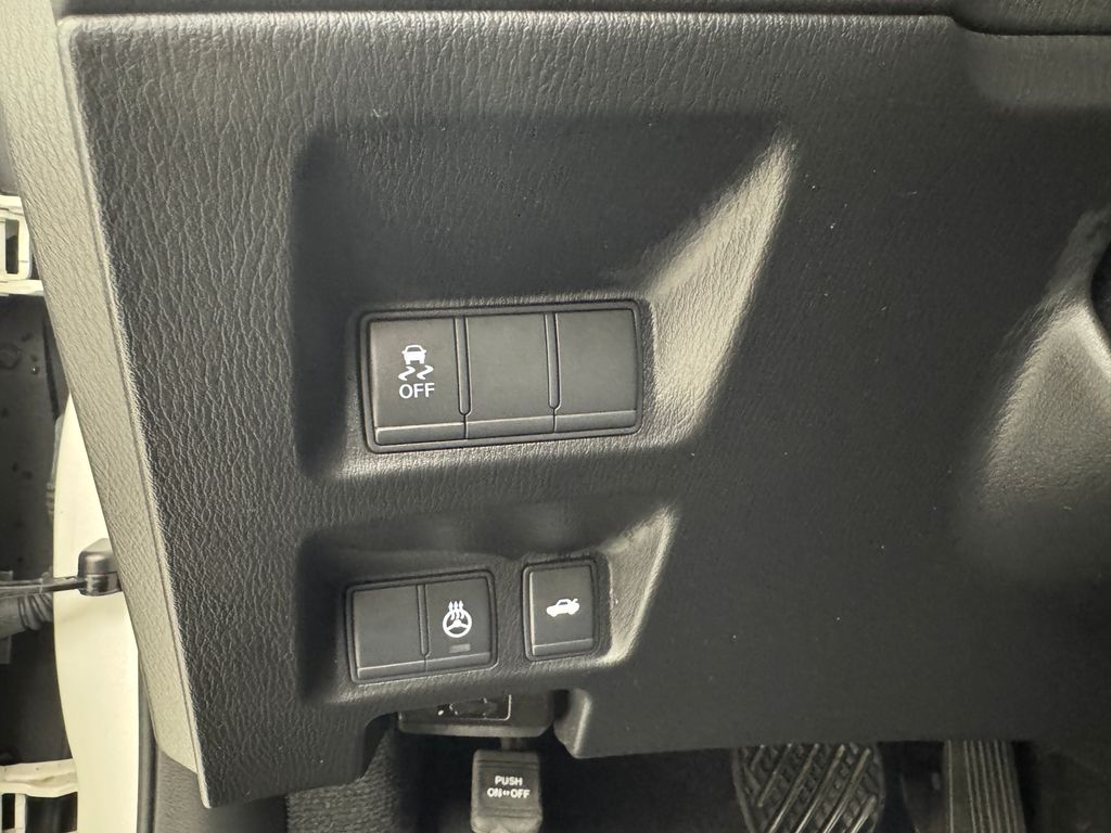 2019 Infiniti Q70 photo 30