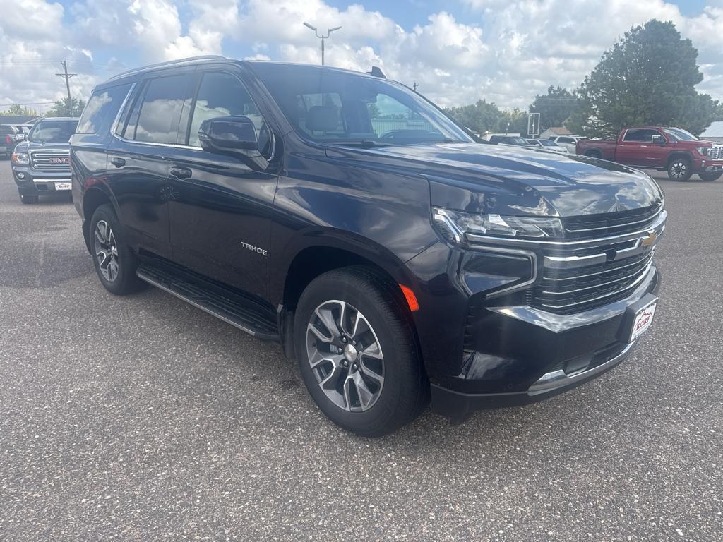 2022 Chevrolet Tahoe LT photo 2