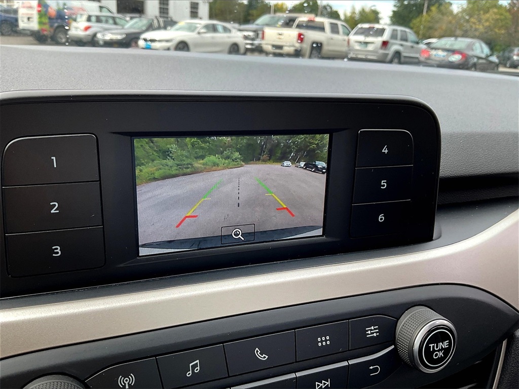 2022 Ford Escape S photo 15