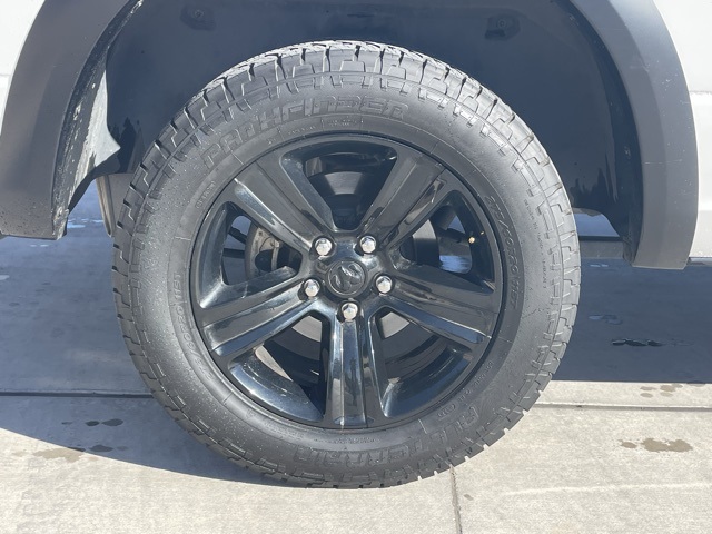 2024 Ram 1500 Classic Warlock photo 3