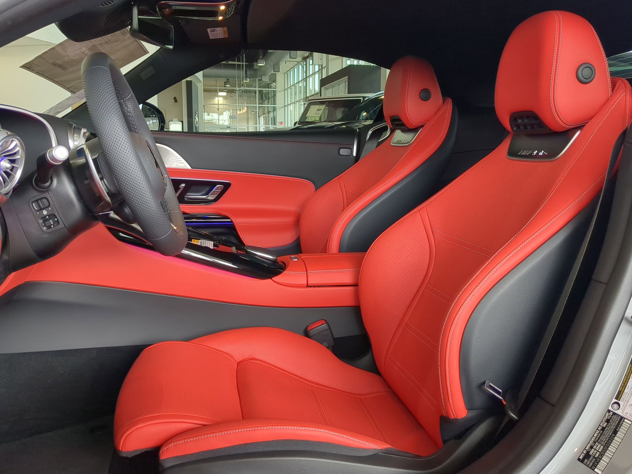 2025 Mercedes Benz SL AMG 63 photo 10