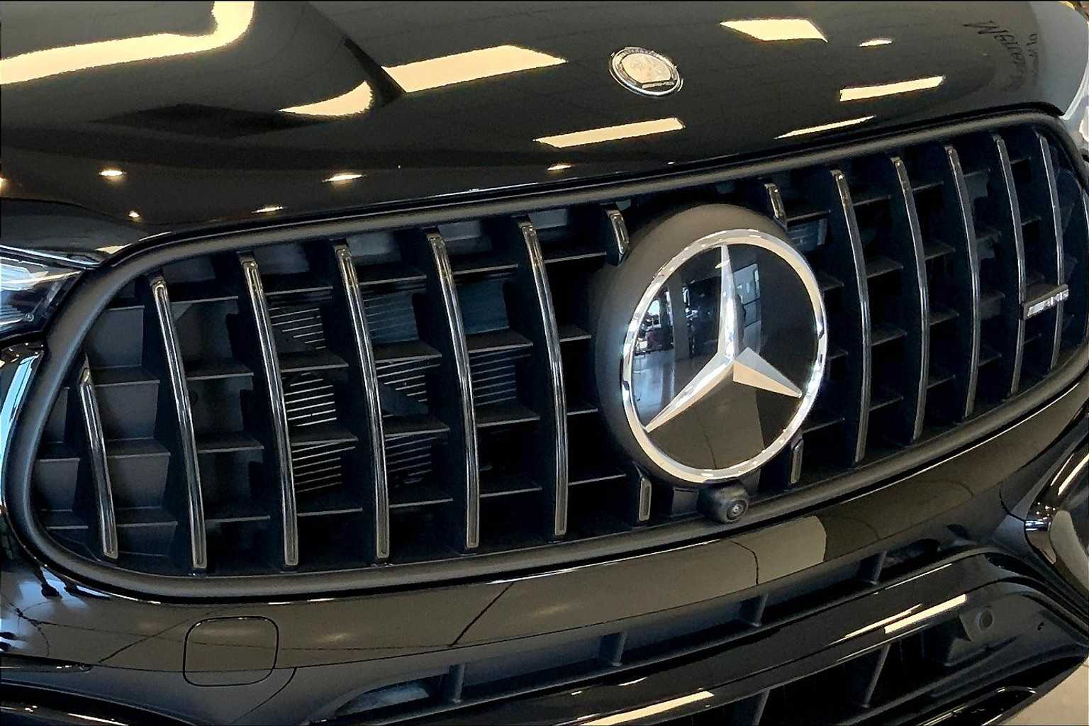 2025 Mercedes Benz GLC AMG 63 S E PERFORMANCE photo 29
