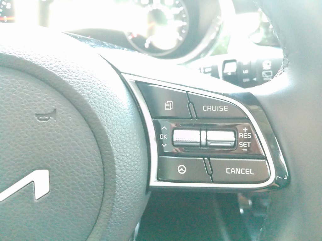 2022 Kia Seltos S photo 24
