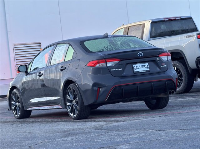 2023 Toyota Corolla Hybrid LE photo 2