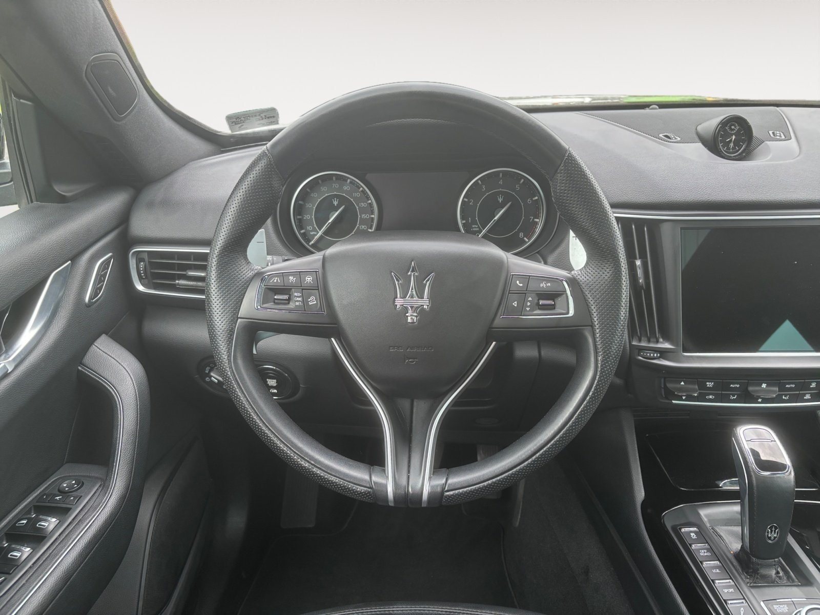 2023 Maserati Levante Modena S photo 12