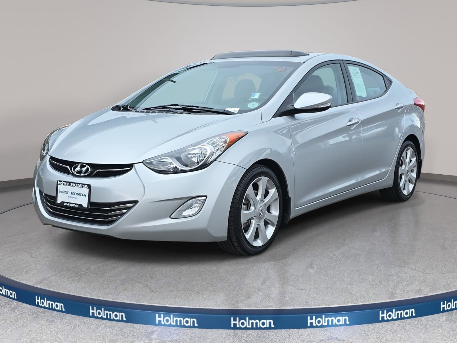 2013 Hyundai Elantra Limited's photo