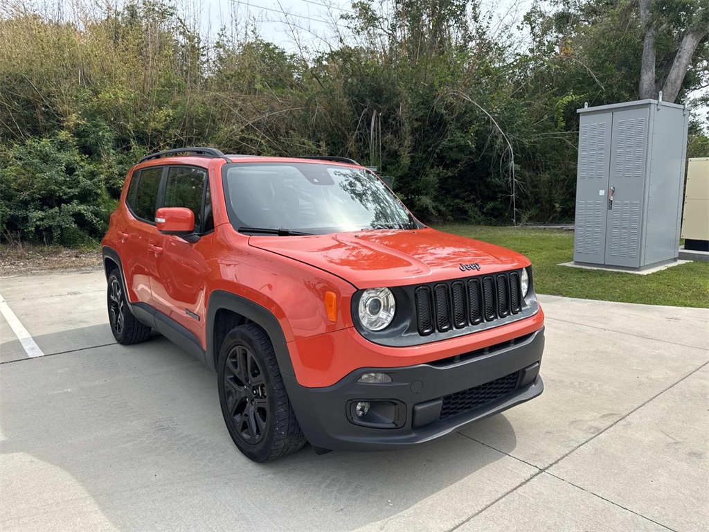 2017 Jeep Renegade Latitude North Edition photo 2