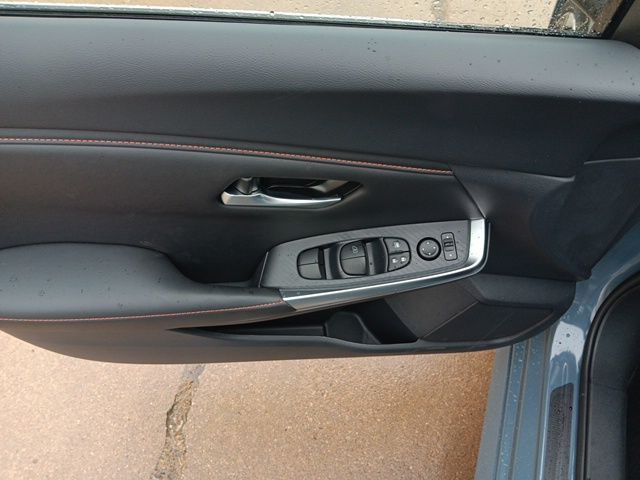 2025 Nissan Sentra SR photo 17