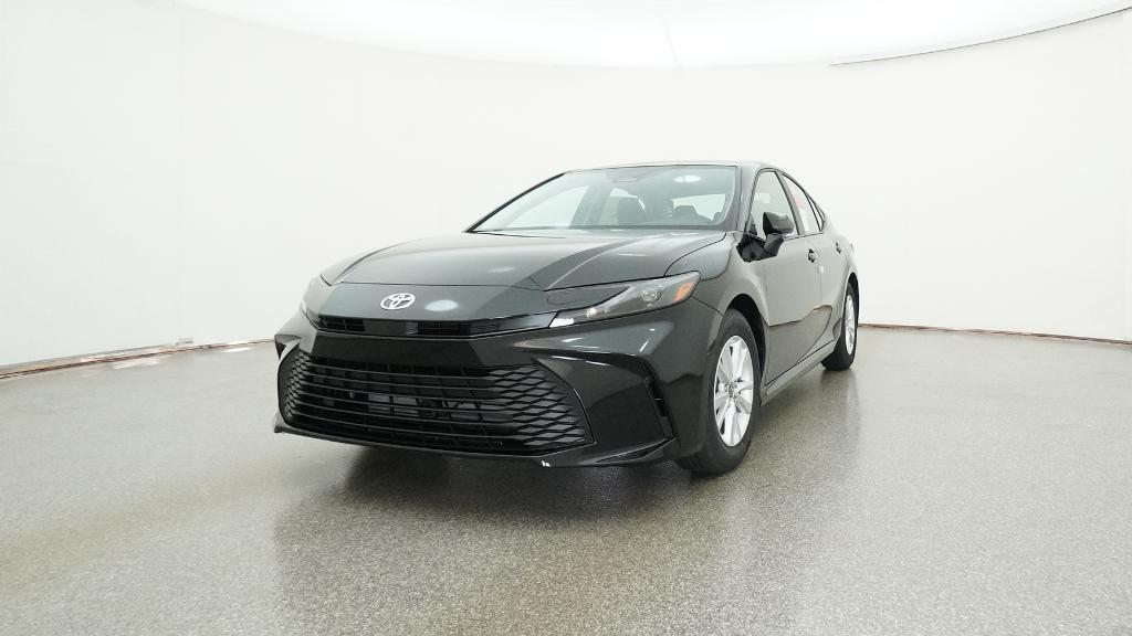 2026 Toyota Camry LE photo 3