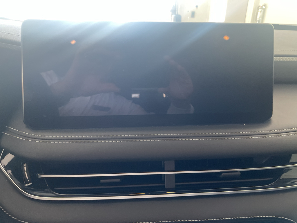 2022 Infiniti QX60 Luxe photo 18