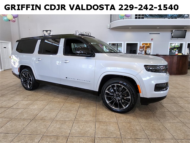 2025 Jeep Grand Wagoneer L Series II's photo