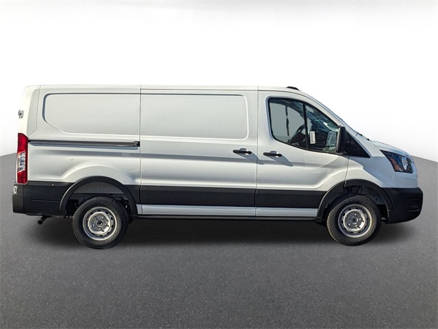 2026 Ford Transit Cargo photo 2