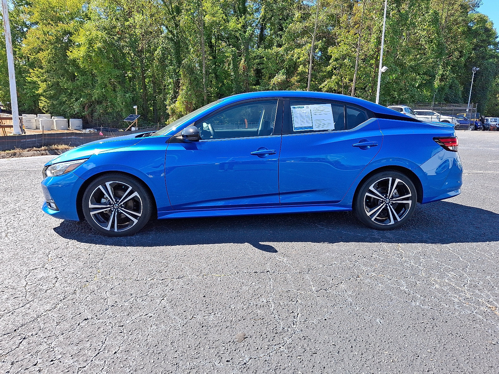2022 Nissan Sentra SR photo 4