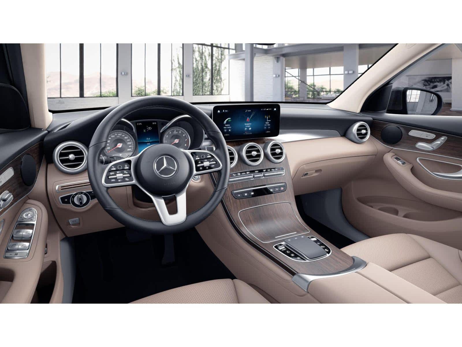 2021 Mercedes Benz GLC 300 photo 2