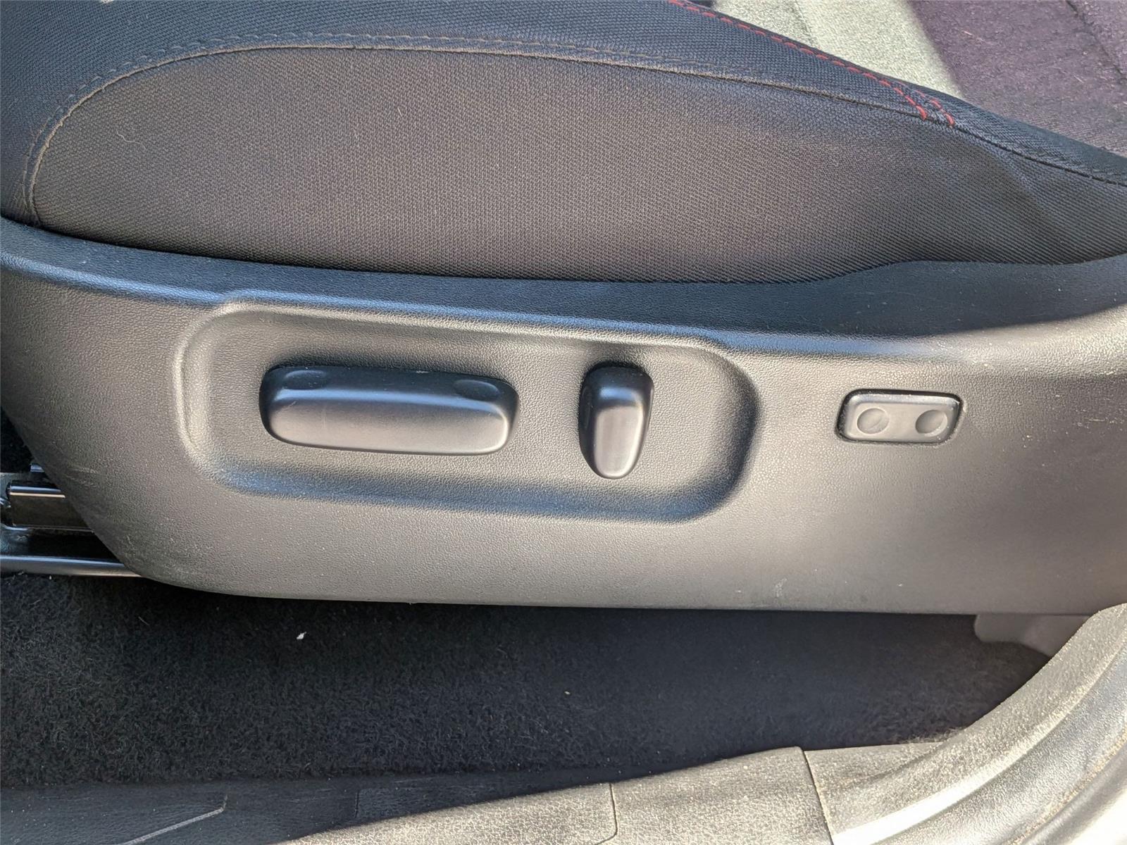 2022 Toyota Tacoma SR5 Double Cab V6 photo 13