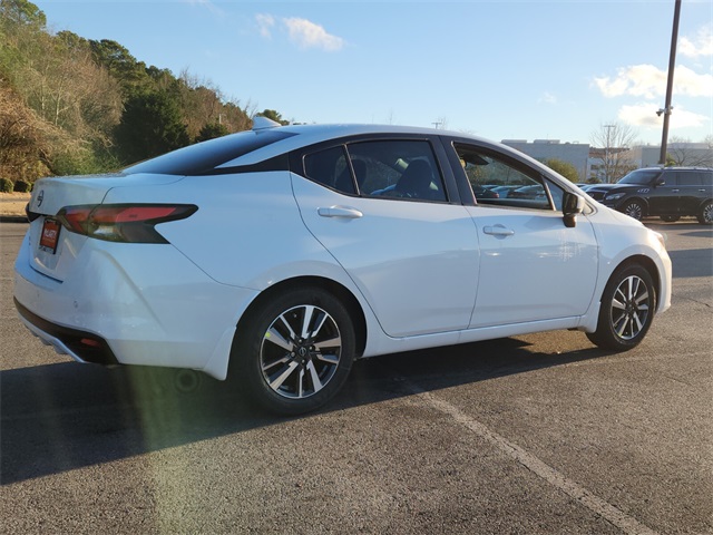 2025 Nissan Versa SV photo 3