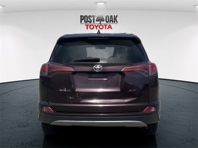 2018 Toyota RAV4 Adventure XLE photo 7