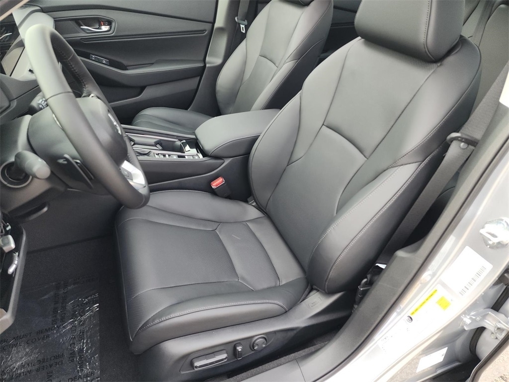 2025 Honda Accord Touring photo 25