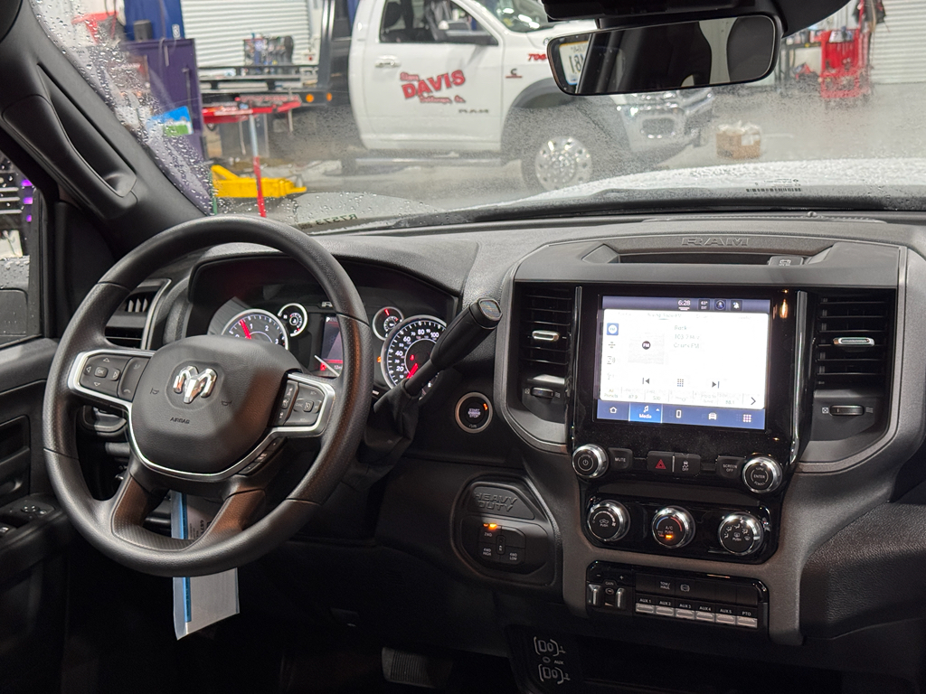 2025 Ram 3500 Tradesman photo 10
