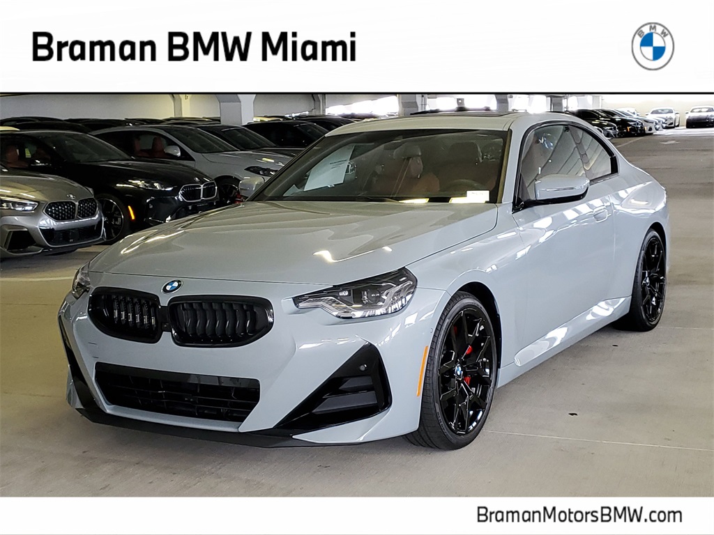 2025 BMW 2 Series 230i's photo