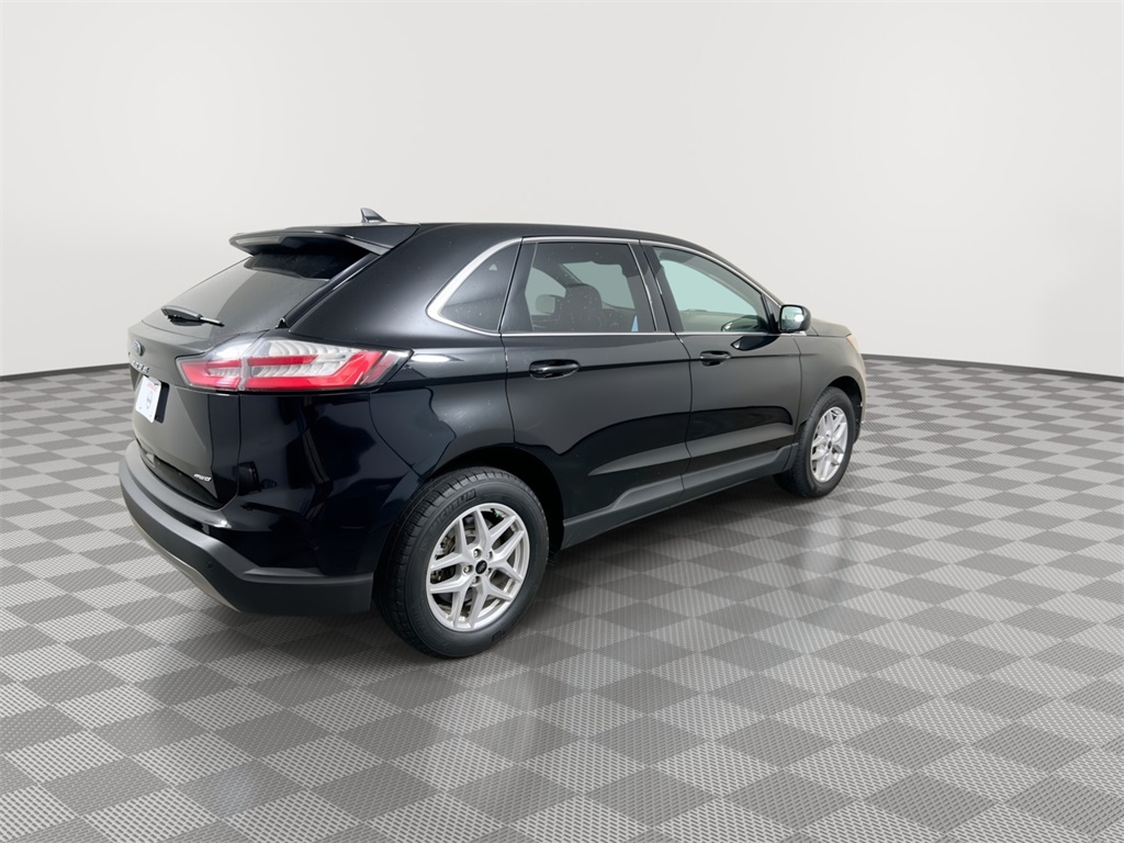 2024 Ford Edge SEL photo 8