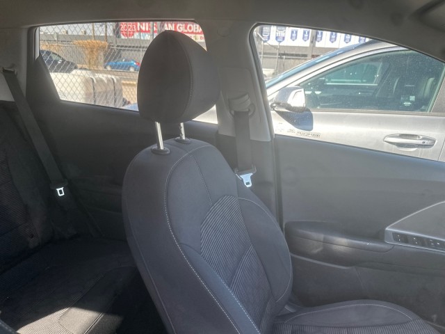 Used 2020 Snow White Pearl Kia LX image 11