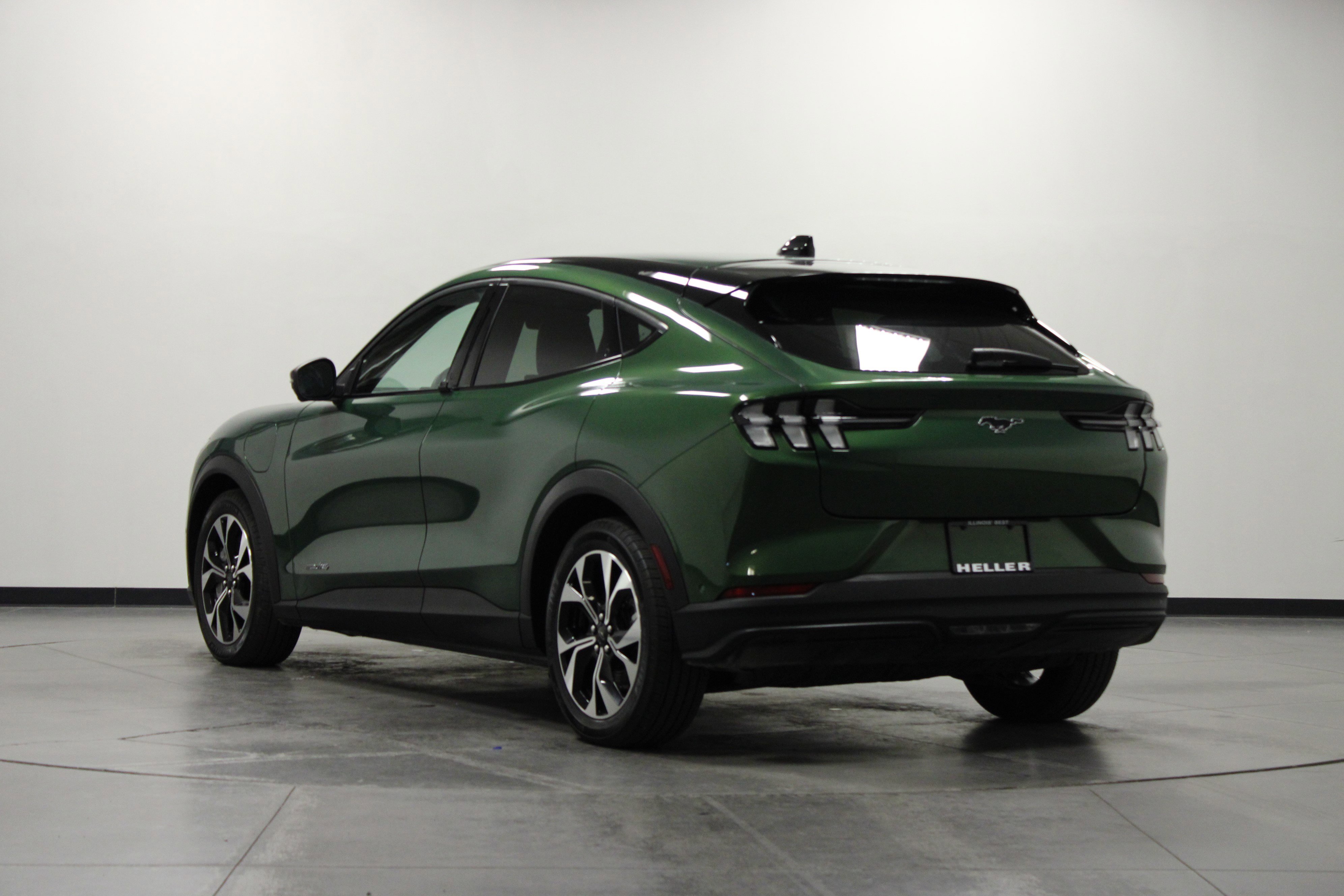 2024 Ford Mustang Mach-E Select photo 5