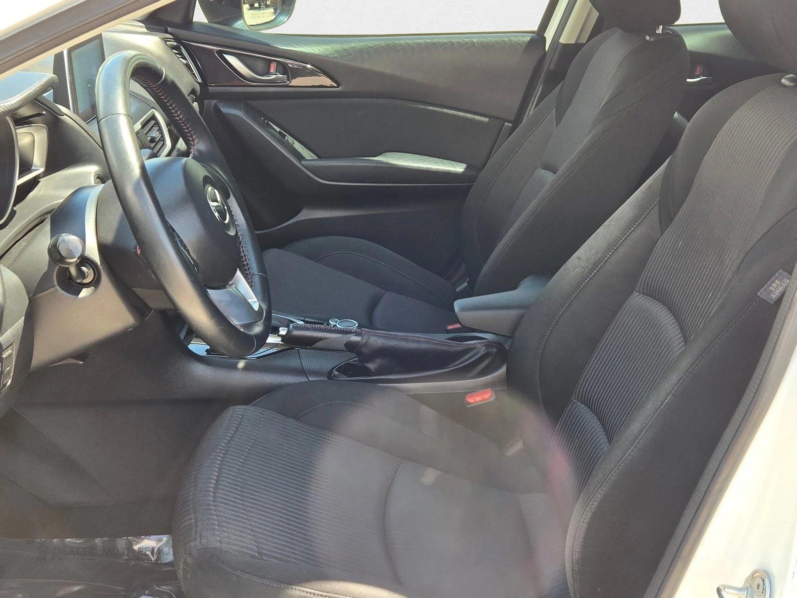 2015 Mazda Mazda3 Touring photo 16