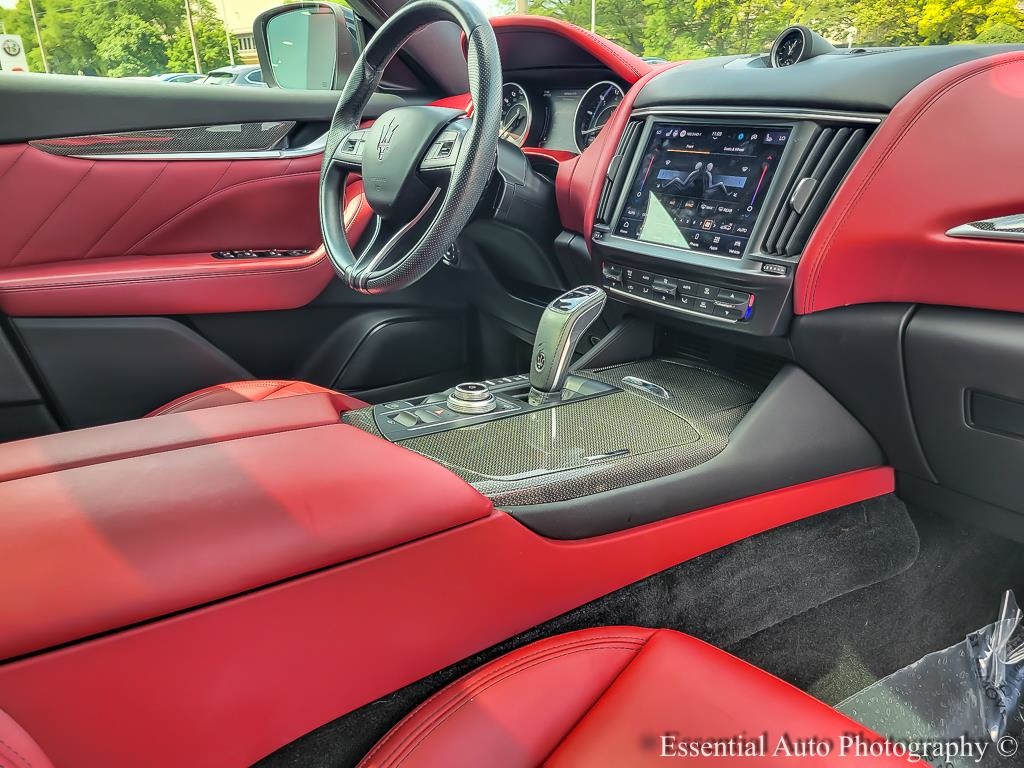 2022 MASERATI LEVANTE - Image 24