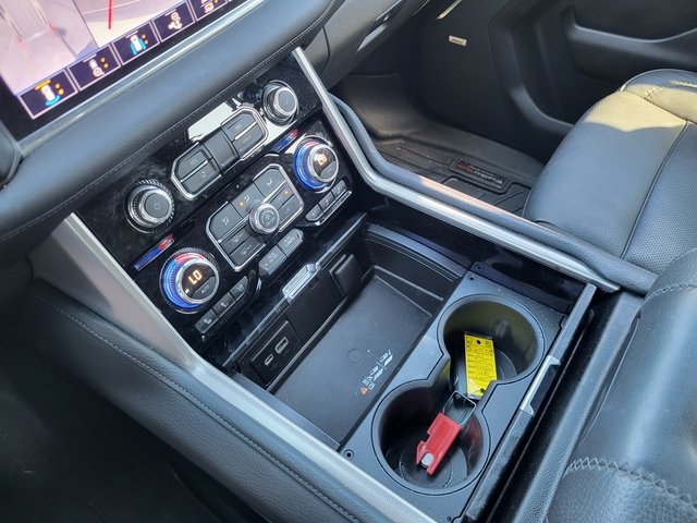 2021 Gmc Yukon Denali photo 9