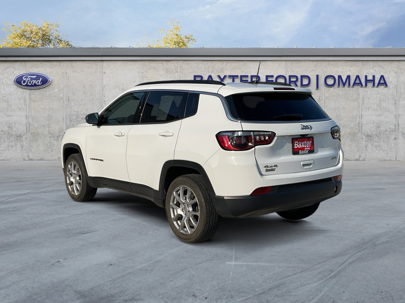 2022 Jeep Compass Latitude Lux photo 6
