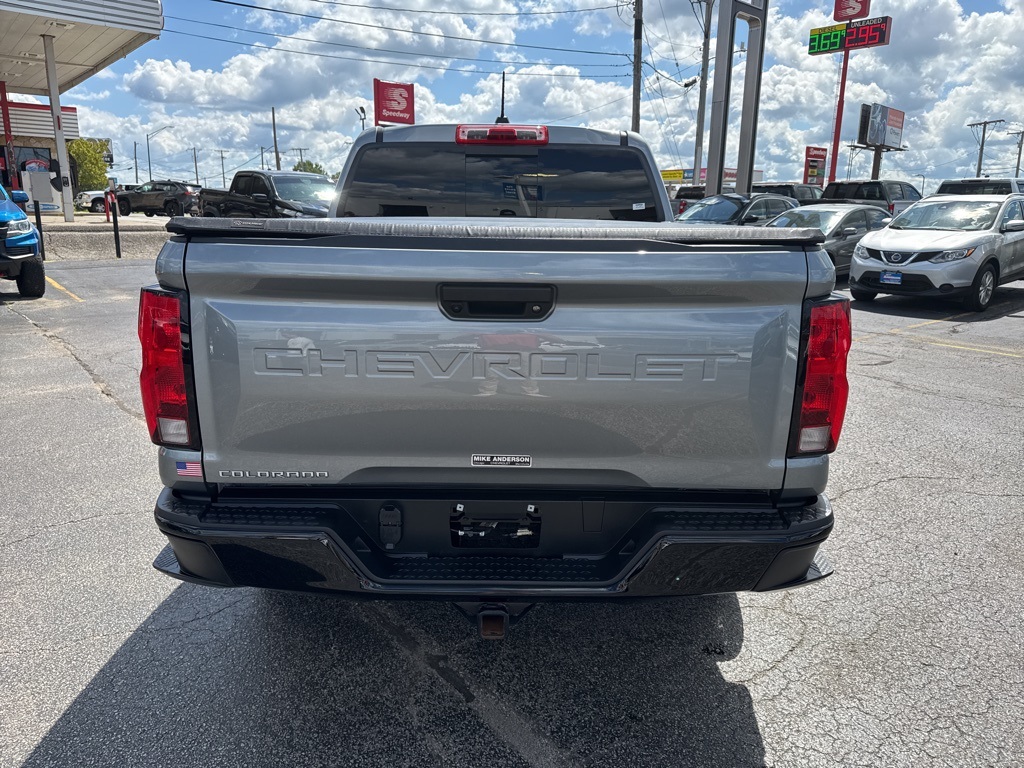 2023 Chevrolet Colorado Work Truck photo 3