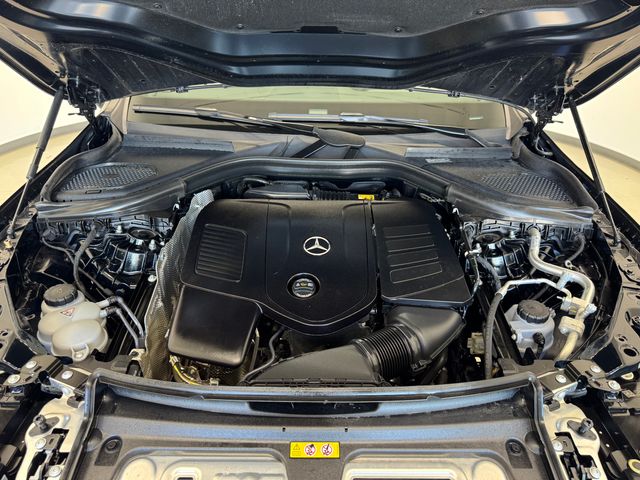 2025 Mercedes Benz GLC 300 4MATIC photo 10