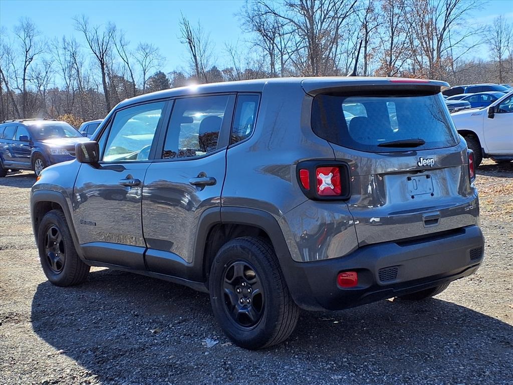 2020 Jeep Renegade Sport photo 4