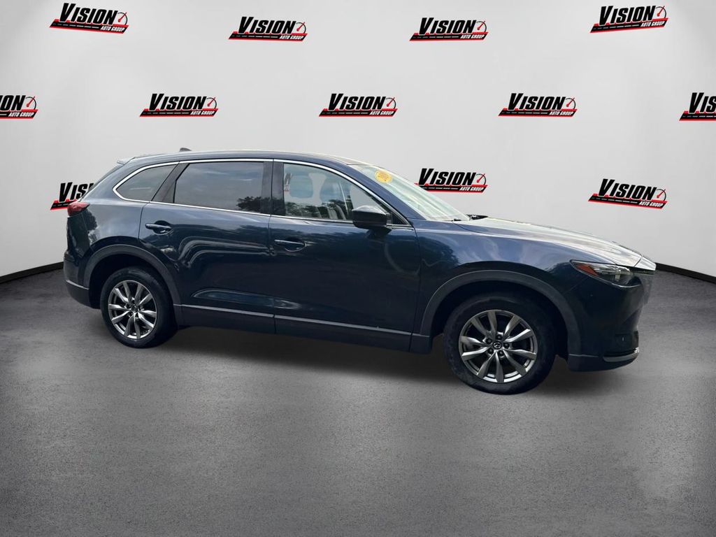 2019 Mazda CX-9 Touring photo 3