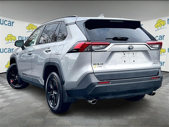 Used 2019 Toyota RAV4 XLE with VIN 2T3RWRFV4KW023373 for sale in North Kingstown, RI