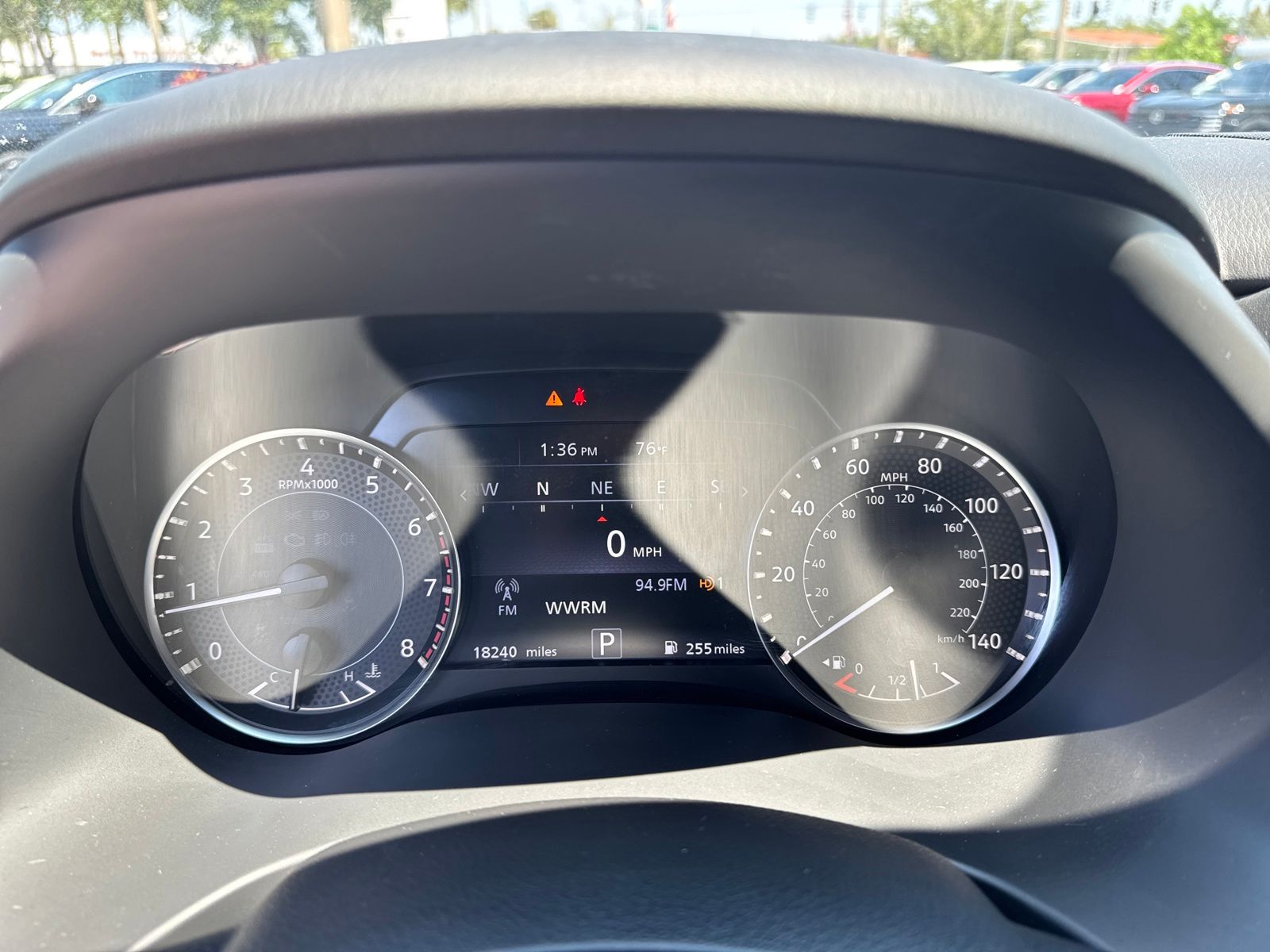 2024 Nissan Armada SL photo 14