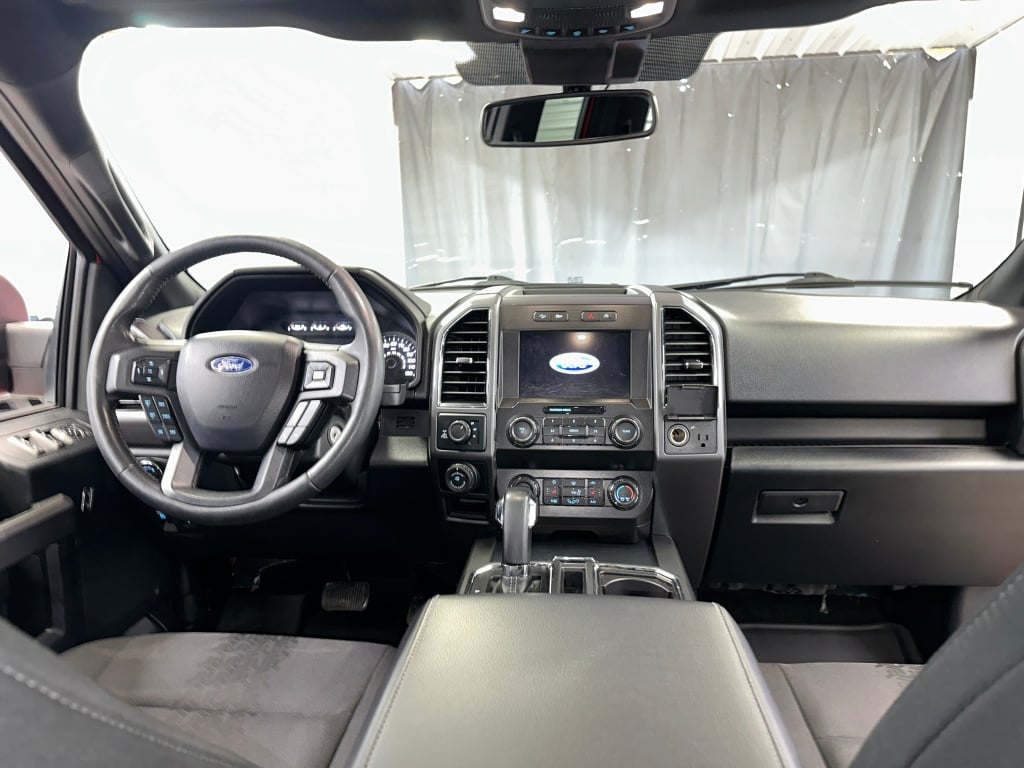 2019 Ford F-150 XLT photo 28