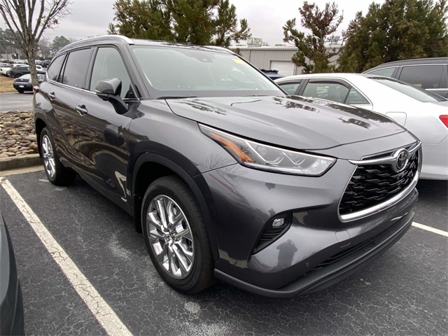 2025 Toyota Highlander Limited's photo