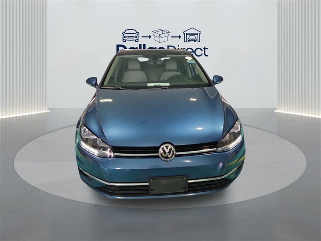 2021 Volkswagen Golf TSI photo 3