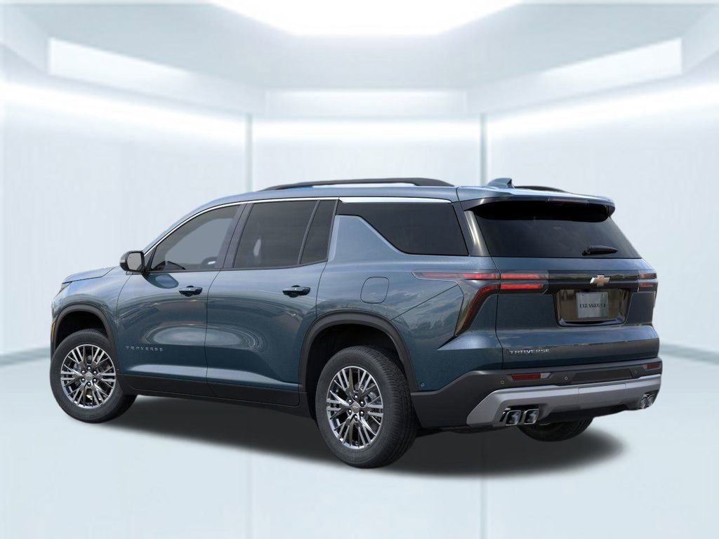 2026 Chevrolet Traverse photo 2