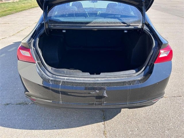 2023 Chevrolet Malibu 1LT photo 4