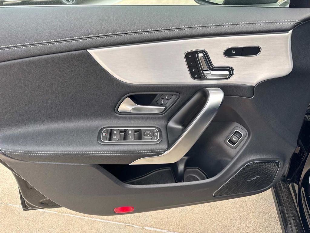 2024 Mercedes Benz CLA 250 4MATIC photo 10