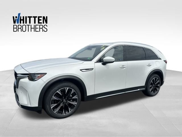 2024 Mazda CX-90 Premium Package's photo